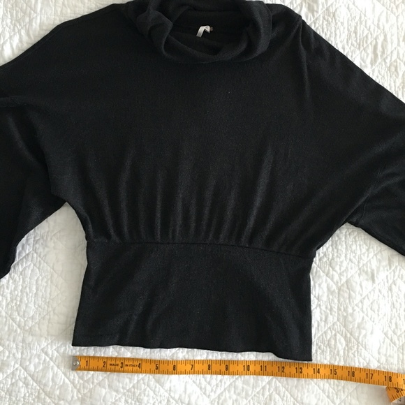 Free People Black  T/Neck Blouse Size XS - Picture 12 of 14